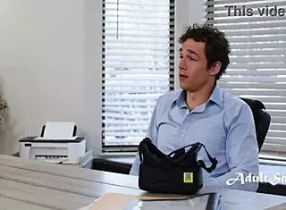 VR Jerk Caught: Secretary Victoria Voxxx Demands Real Cock