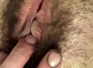 Poisoned Italian milf sucks brunette cock then pisses at home