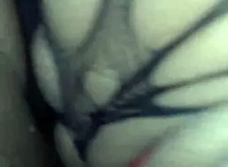 Σύζυγος angelg βογκάει καβαλώντας τεράστιο μαύρο πούτσο kuzz ιεραποστολικά