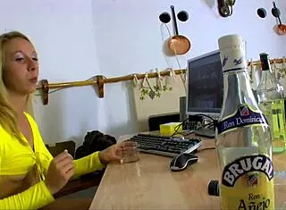 Secretary's ass reveals its secret pounding pathway