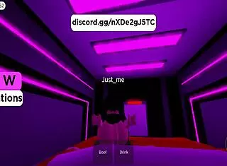 I'm fuckin my putita hard on roblox!!