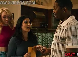 Big Tits Arab Milf Sarah Enjoys Lily Labeau Interracial Lick Fest