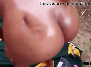 making love in the garden with her juicy ebony curves 😍🍑