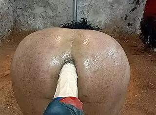 ts stretches ass with dildos