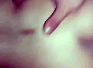 friend's novinha moans on my cock?