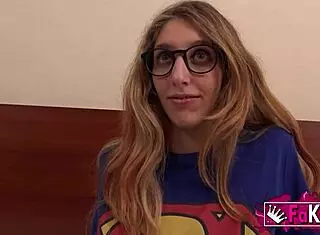 Pandora aches to bare supertits for porn superman