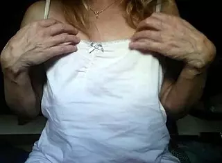 Nippleringlover Milf Plays Huge Pierced Nipples Pussy