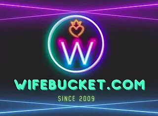 Homemade Wifebucket Fingering Her Dripping Pussy On The Kitchen Countertop Desk