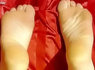 Picioare sexy aprind pasiune fetiș adâncă