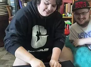 Amateur Homemade Couple Tries Dildo Sex Machine First