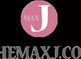 an shinohara's first 18+ av debut teases with riding and fingering intro