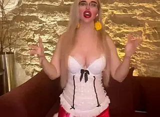 ¿soy la diosa música bailarina que quieres follar ya?