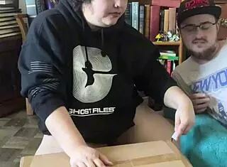 Amateur Homemade Couple Tries Dildo Sex Machine First