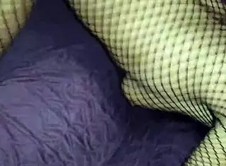 bold milf stretches beautiful holes for deep anal pounding