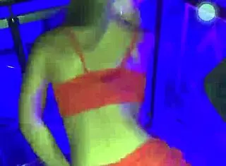 Nick's Rodrigues Funk Dance Turns Wild Public Novinha!