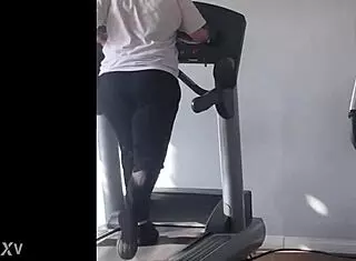 Big Booty BBW's Huge Fat Ass Jiggles on Treadmill Workout
