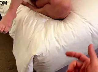 Curvy latina stripper girlfriend rides cock cumshot in hotel casting