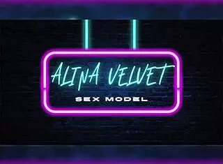 Juicy Colombian housewife milf blowjobs rides creampies in homemade passion