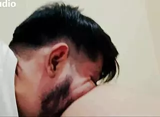 Sext Latina's Juicy Pussy Worship