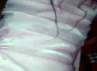 My sexy cousin tempts with her everyday casual hotness