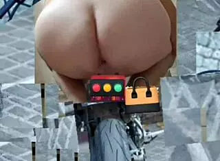 zea812 shakes crossdressing ass in homemade update 214