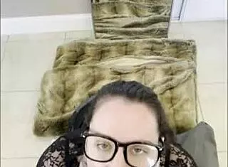 Hey stepson’s bully, mommy’s fixing you with my wet pussy 😈🍆💦 tattooed milf rides hard!