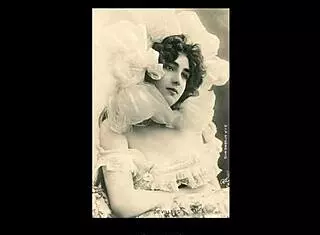 sharing stories from my hidden retro world now