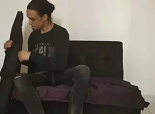 Stepsis learns guitar then rides stepbro cock creampie! 😈🔥