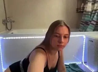 Stepbrother Ignores Me As I Finger Wet Pussy