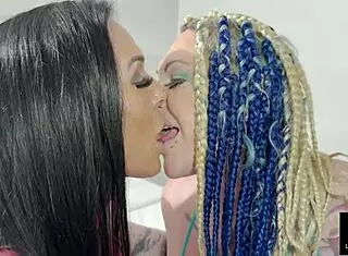 Livie Blainn and Aliyah Taylor Lesbian Toy Pussy Lick Spitting