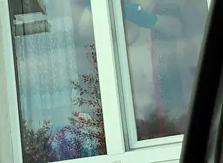 hey taxi driver check this naked milf in stockings no panties washing windows voyeur style