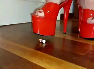 giantess milf flaunts huge clit ass in fetish trailer