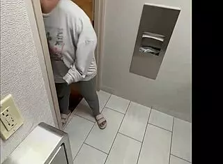 tiktoker la paisa sneaks quick fan hookup in hotel bathroom