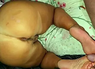 chubby mommy's barefoot foot fetish dress fingering taboo 😍👣💦