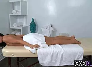 Lola Foxx's milf pussy licked passionately by Loni Evans in paid lesbian massage