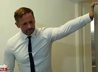 thanksgiving with stepmom turns wild! she sucks then offers ass for anal creampie 🍑💦