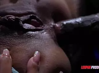 natural brunette gives up her tight ass in the car for a creamy finish