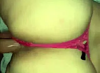 BUBBLE BUTT LATINA Ass Shakes Wild!