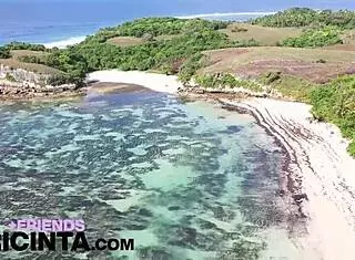 watch this asian babe putri cinta finger her tight bum hole on the beach?