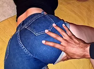 desperate latina fucks stranger in his bed after cheating boyfriend revenge creampie pov