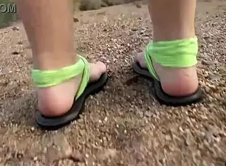 samantha rone poses her blonde curves so desirably