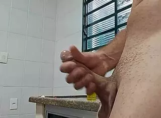 diogo brasileiro strokes his brazilian cock solo 😩