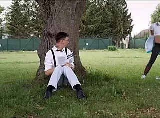 I couldn't resist seducing that hot mature Czech cougar in the waiting game