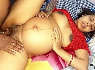 Stepson ravages pregnant stepmom's pussy wildly?