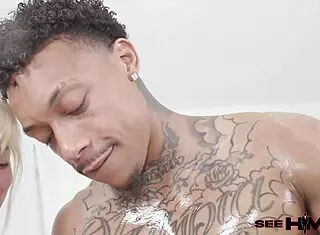 Muscular Black Bodybuilder Barebacks Skinny Ass with Rimjob