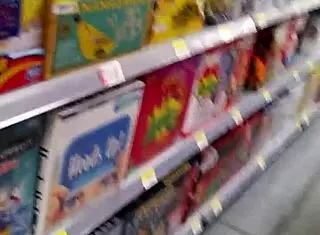 Super Sized Woman Fills Out Jeans With Massive Curves