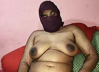 Unexpected Creampie Fills Indian Stepmom's Huge Ass