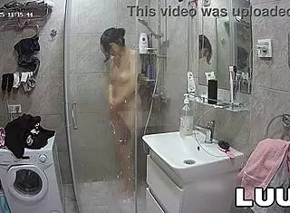 Luuv Alice shares real homemade morning shower flashing her tits