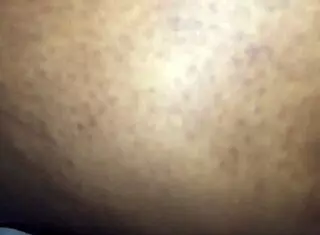 Tempting African Ass Sways