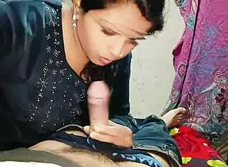 bhabhi's juicy hairy pussy lips drip cum after rough big cock facefuck creampie?